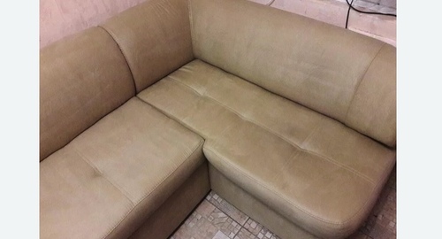 Чистка мягкой мебели на дому. Свердловский